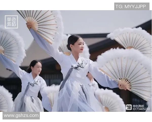 街舞文化的碰撞与融合西安街舞队快攻背后的故事与技巧揭秘